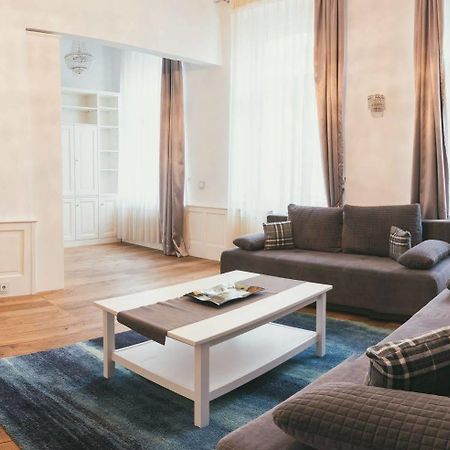 Helvetia Suites Дюссельдорф Экстерьер фото