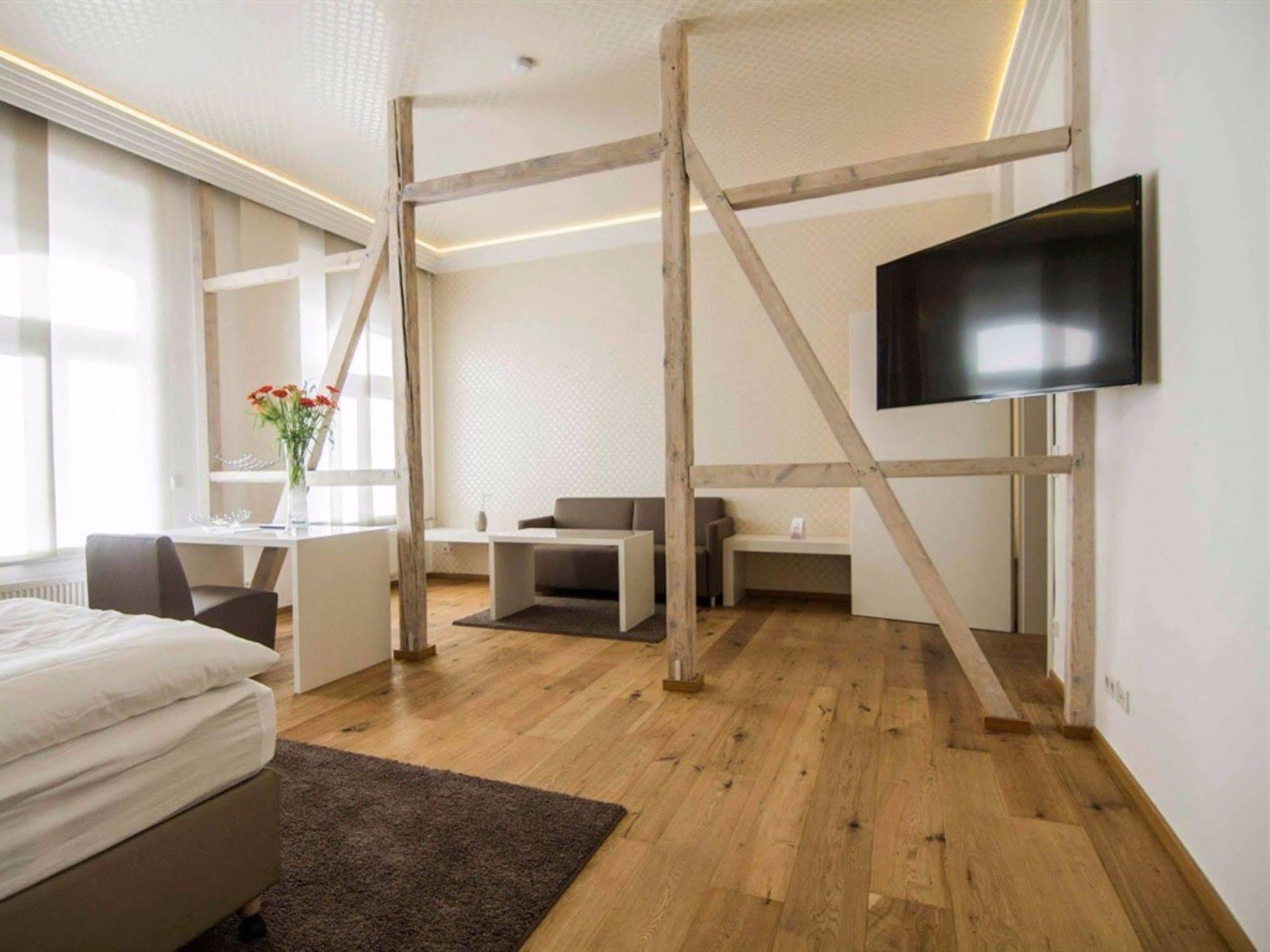 Helvetia Suites Дюссельдорф Экстерьер фото